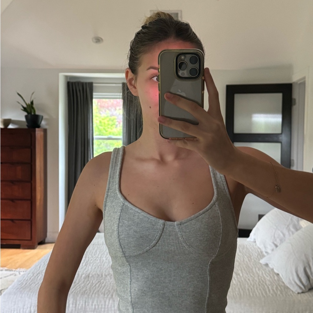 Gray Ribbed Tank Top - Picture 4 of 4